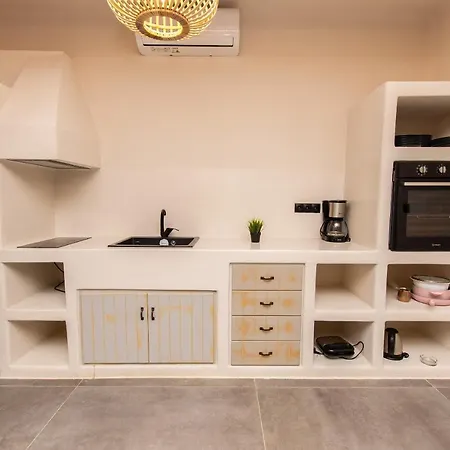 펜션 Ampelos Villas Pláka